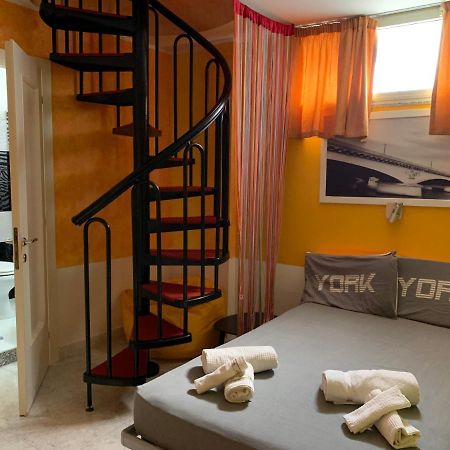 Chez Babette Hotel Quartu SantʼElena Kültér fotó